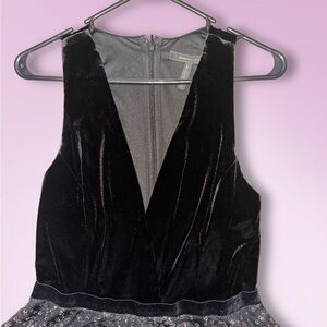 BCBGMaxAzria gorgeous evening dress, in excellent condition.